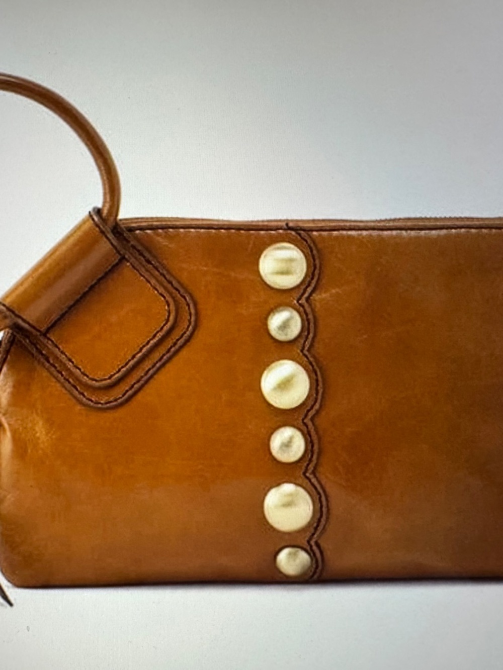 HOBO Sable Wristlet Clutch in Truffle & Antique Brass Studs.  New without tags. - Picture 3 of 5